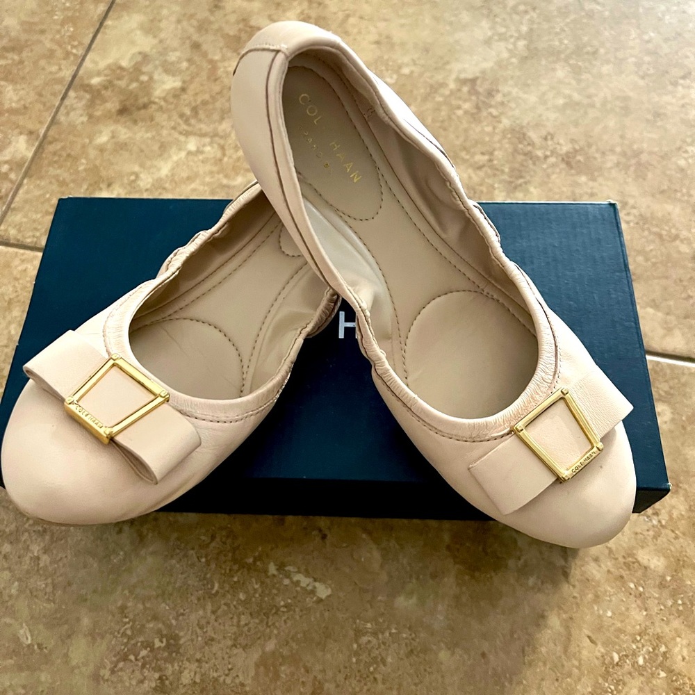 Cole haan bow flats- cream tan ballet slippers
